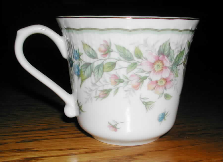 8826 Flat Cup by Sadek-1