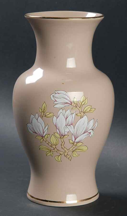 Magnolia 8" Vase by Sadler-1