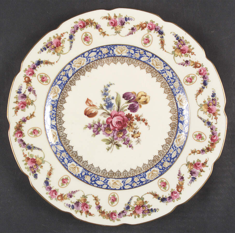SCH373 Dinner Plate by Schumann - Bavaria-1