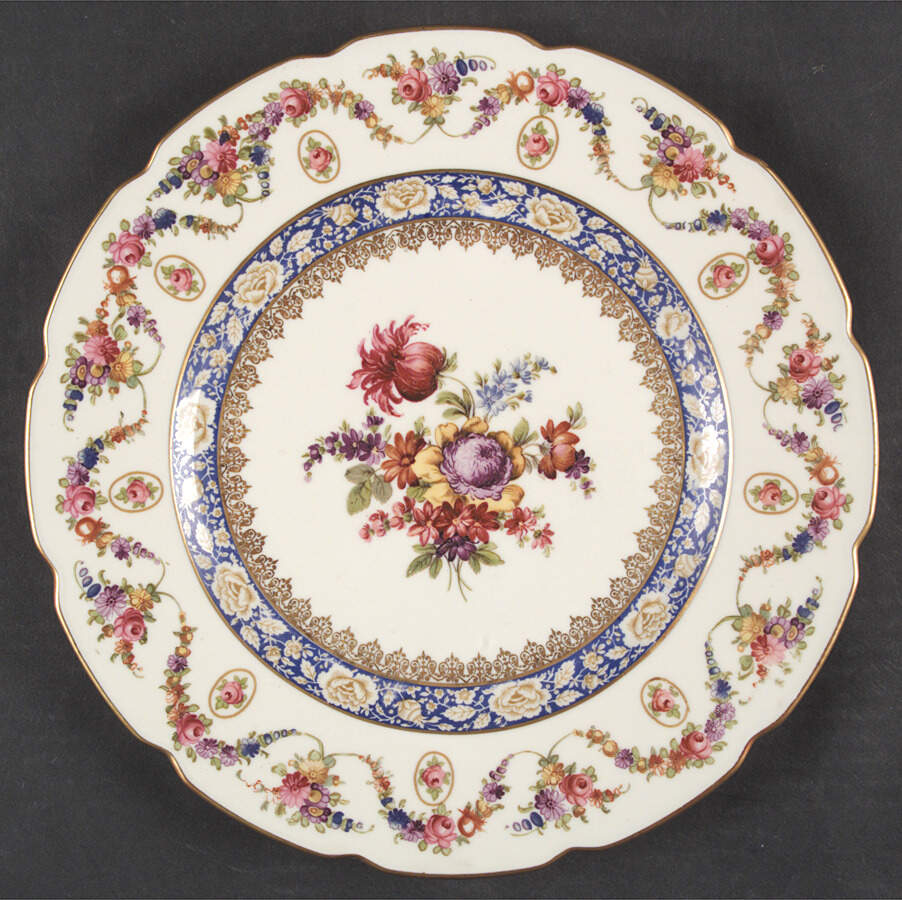 SCH373 Dinner Plate by Schumann - Bavaria-1