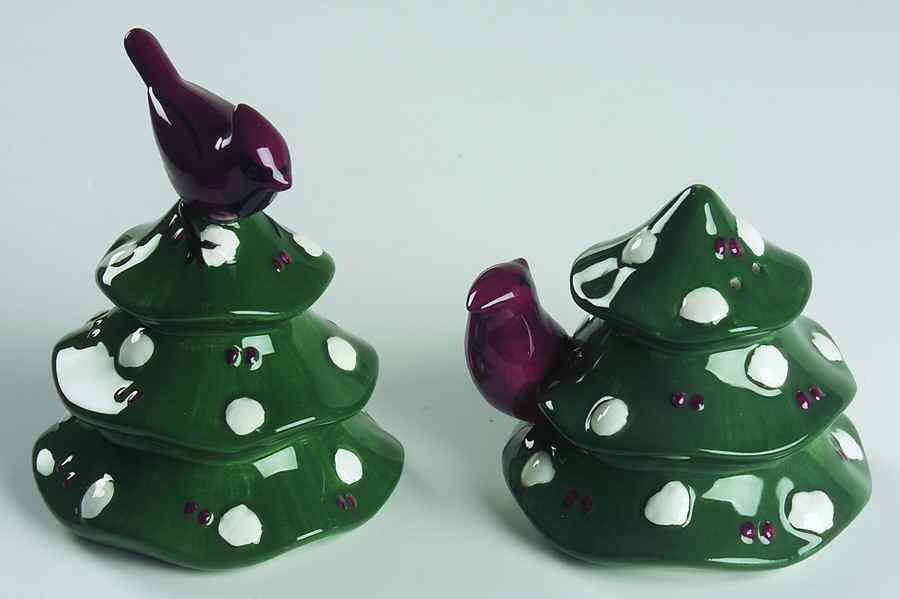 Holiday Cardinal Figural Salt & Pepper Set by Studio Nova-1