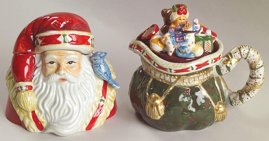 Woodland Holly Santa Figural Creamer& Lid & Sugar Set by Studio Nova-1