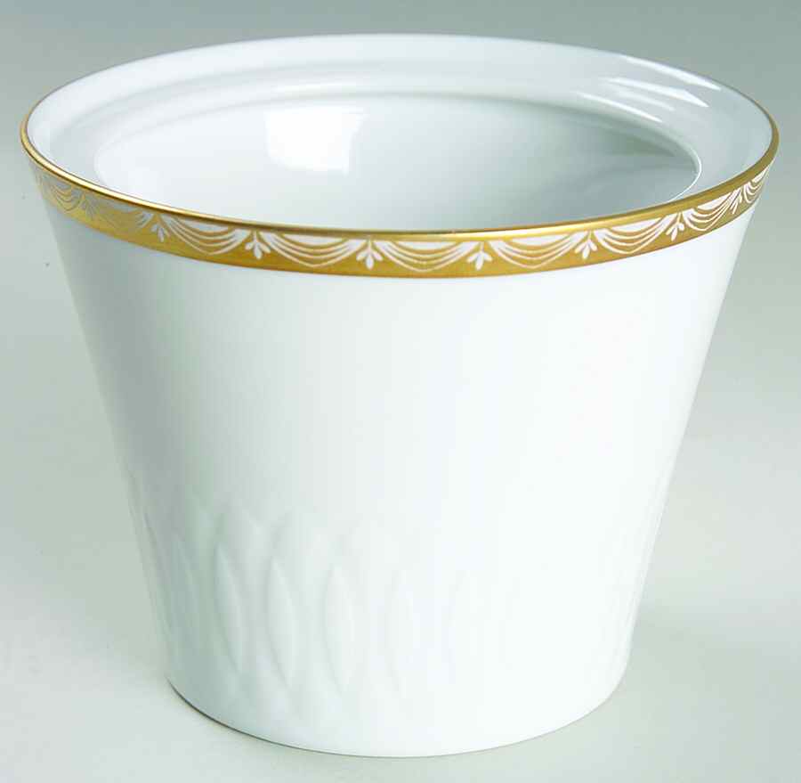 Exquisite Sugar Bowl No Lid by Sango-1