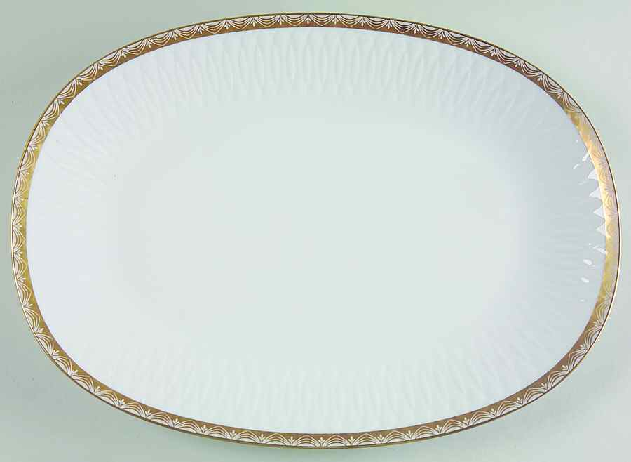 Exquisite 14" Oval Serving Platter by Sango-1