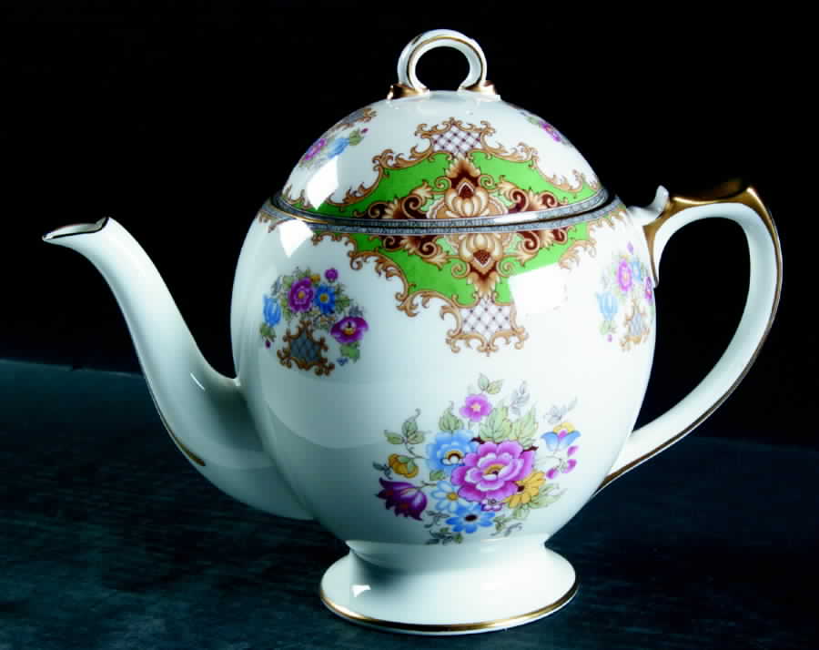 Sheraton Green (Smooth) Teapot & Lid by Shelley-1