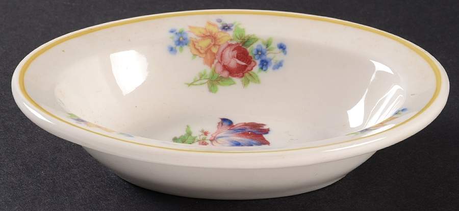 Colonial (Restaurant, Off White) Oval Fruit/Dessert Bowl by Syracuse-1