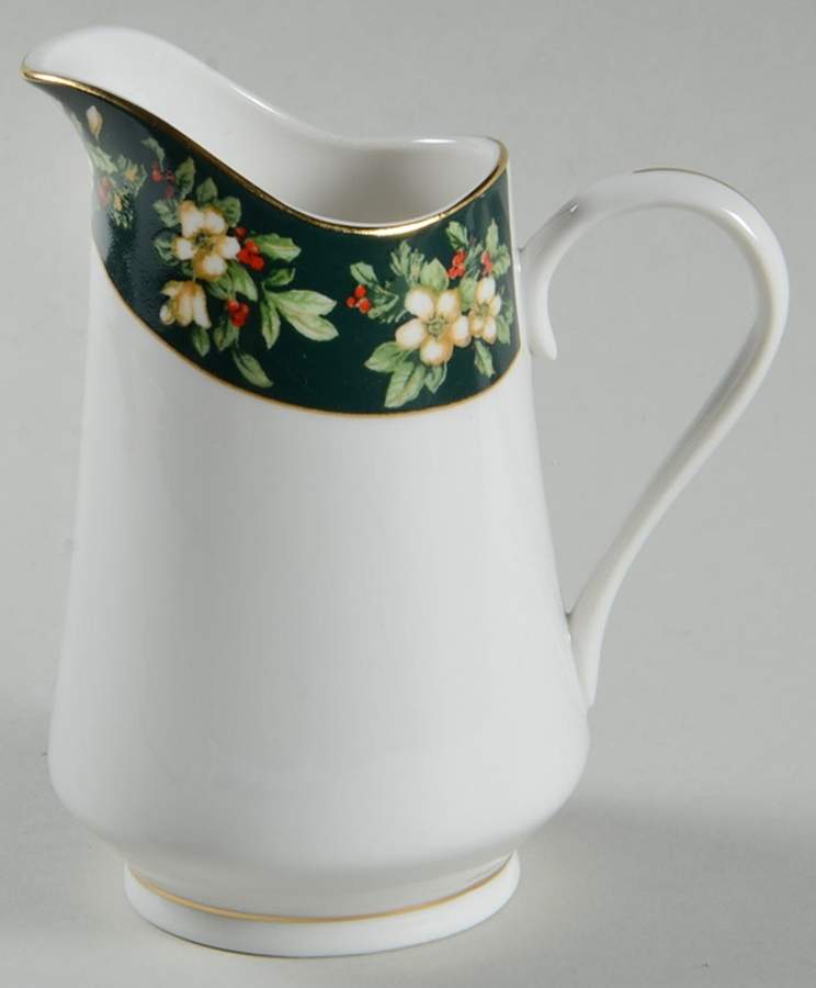 Splendor Green Creamer by Sakura-1