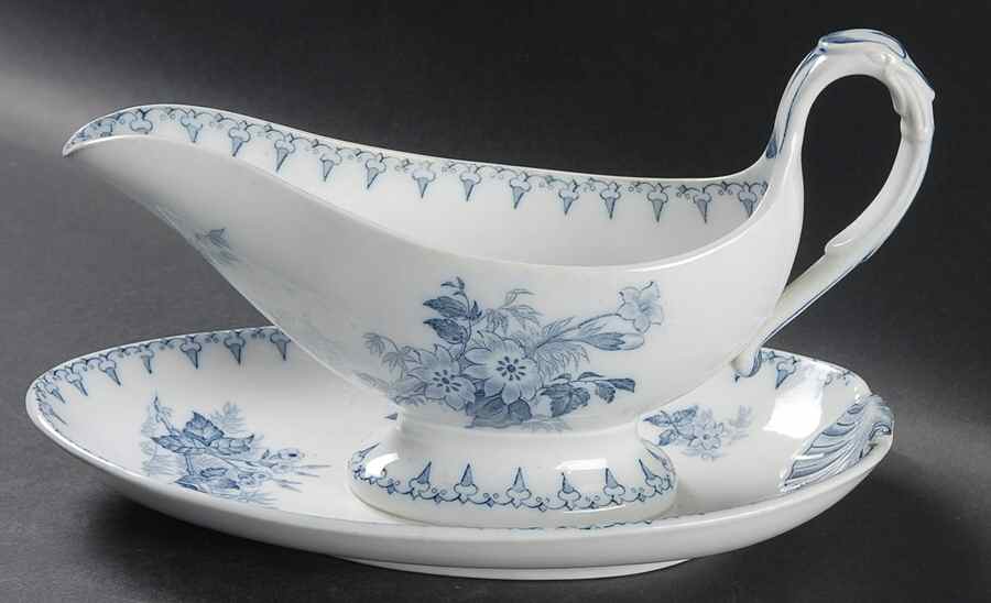 Flores Gravy Boat with Attached Underplate by Sarreguemines-1