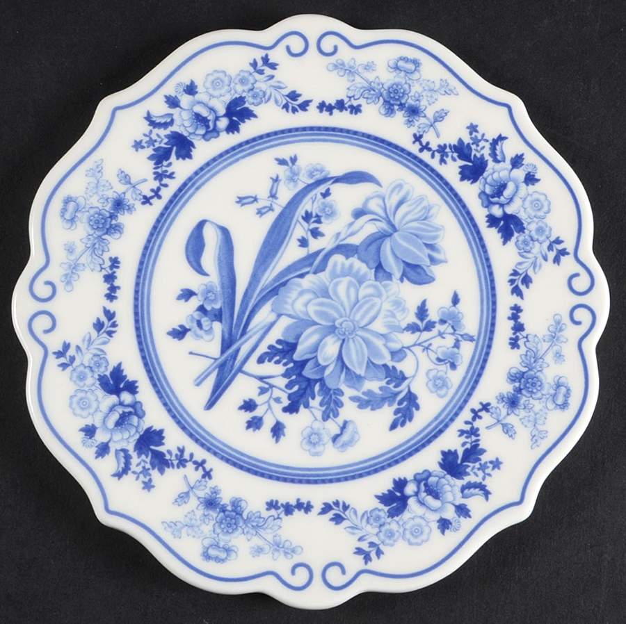 Blue Room Garden Collection (White Background) Hanging Trivet by Spode-1
