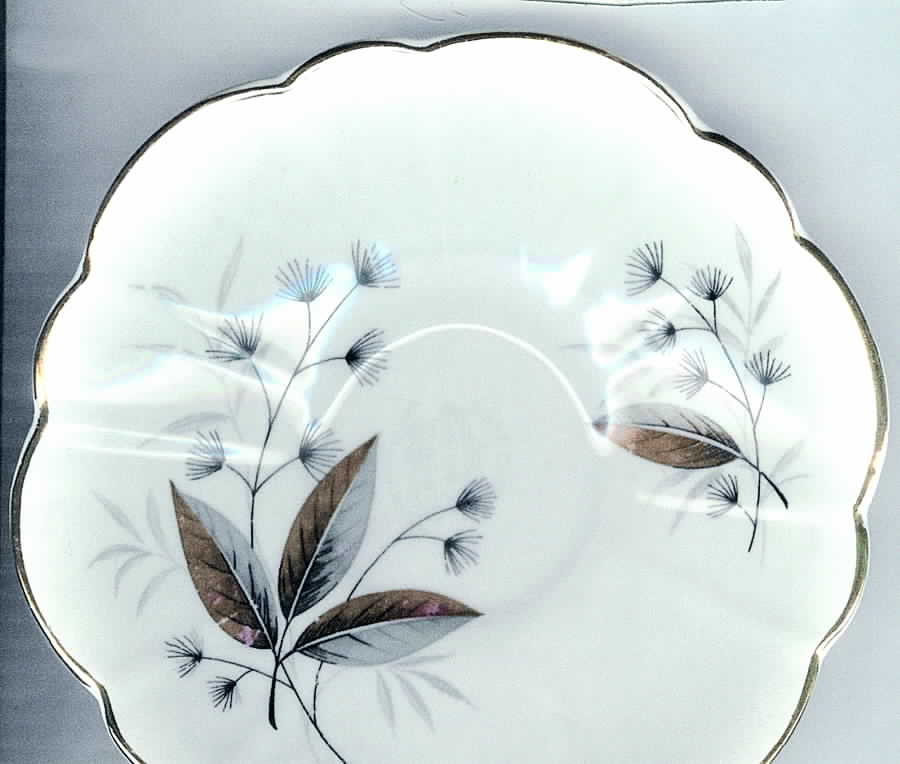 Stf24 Saucer by Staffordshire-1