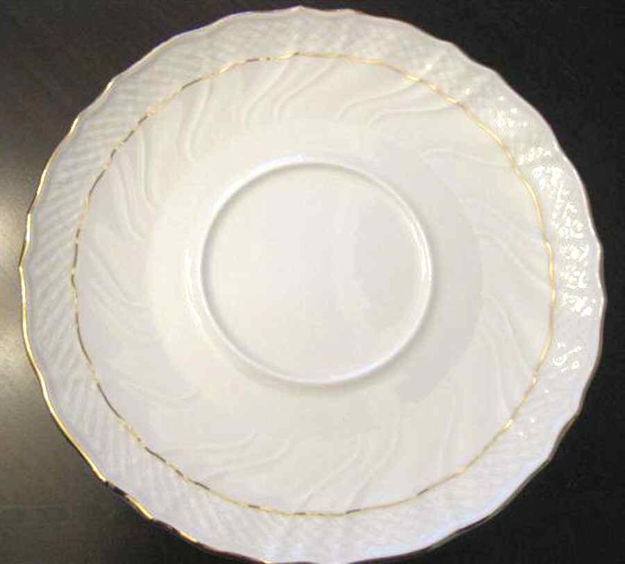 Pitti Saucer by Schirnding-1