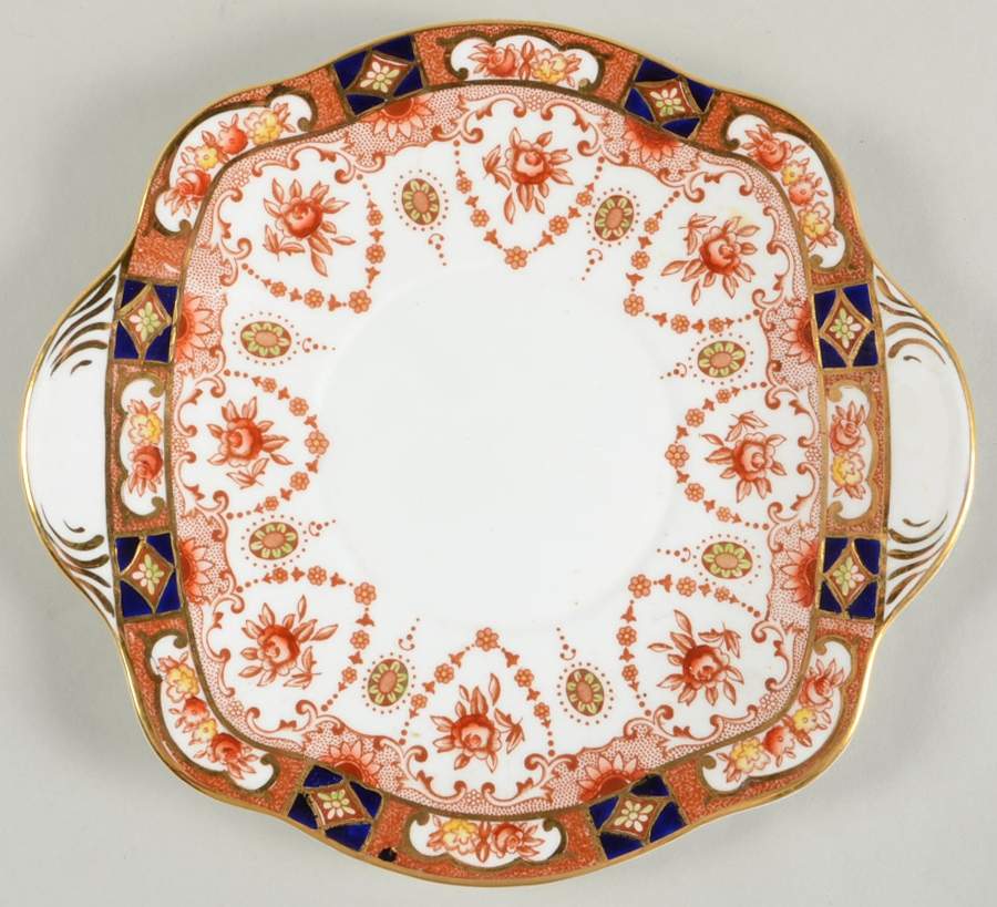 Spe12 Handled Cake Plate by Spencer Stevenson -1