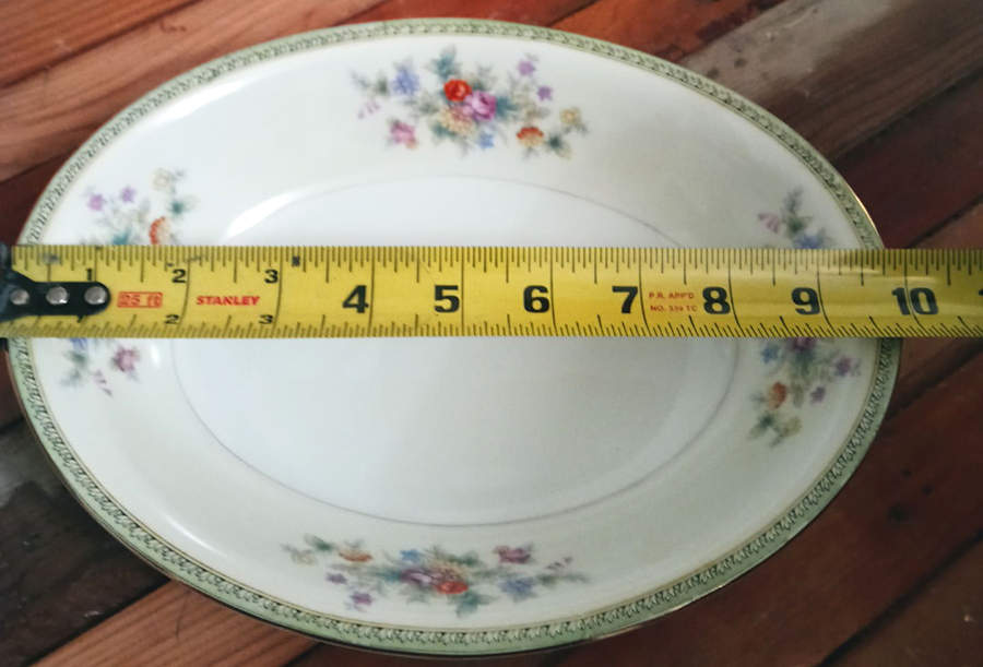 SUJ3 9" Oval Vegetable Bowl by Supreme (Japan)-1