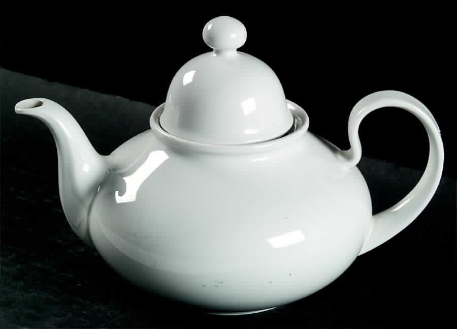 Patricia White Teapot & Lid by Seltmann-1