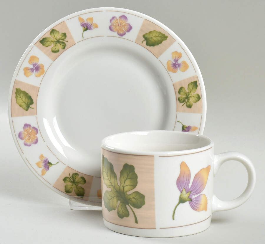 Dried Flowers Flat Cup & Saucer Set by Sakura-1