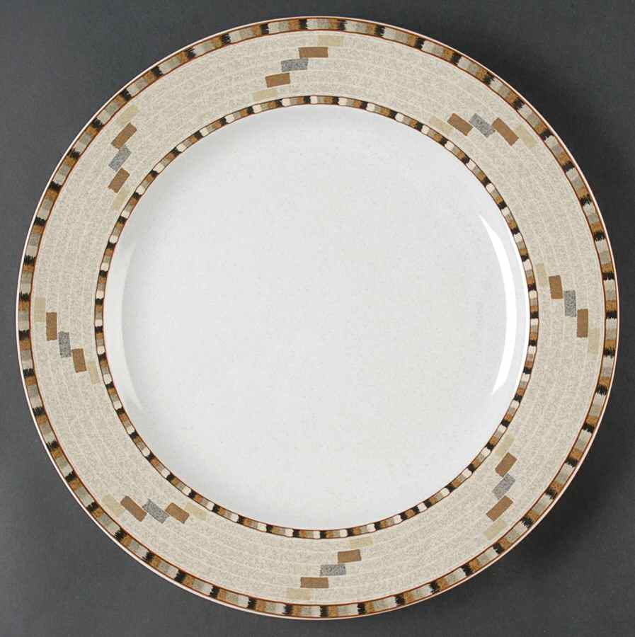 Bandelara 12" Chop Plate (Round Platter) by Studio Nova-1