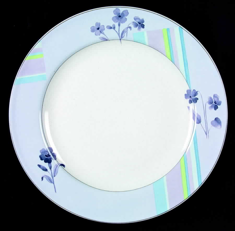 Gabrielle Dinner Plate by Studio Nova-1