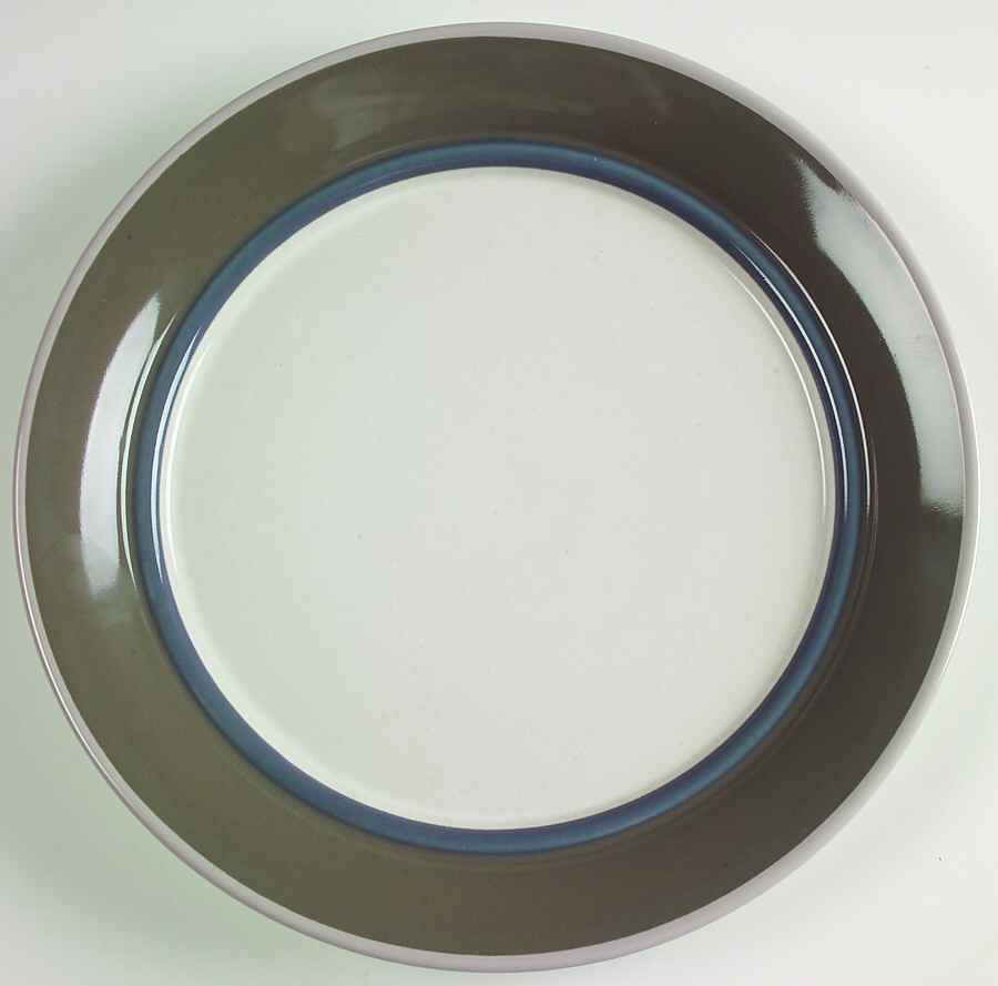 Mochachino Dinner Plate by Studio Nova-1