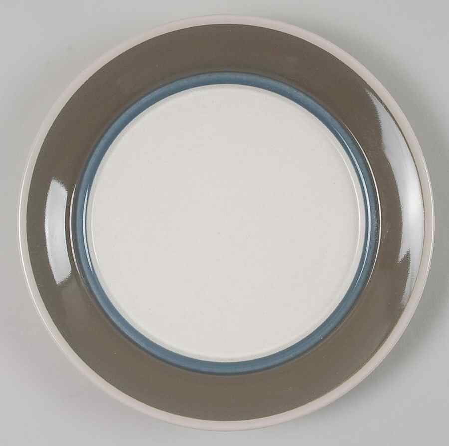 Mochachino Salad Plate by Studio Nova-1