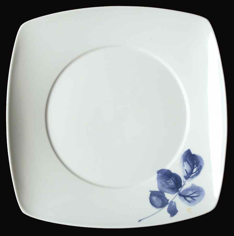 Blue Tang Dinner Plate by Studio Nova-1