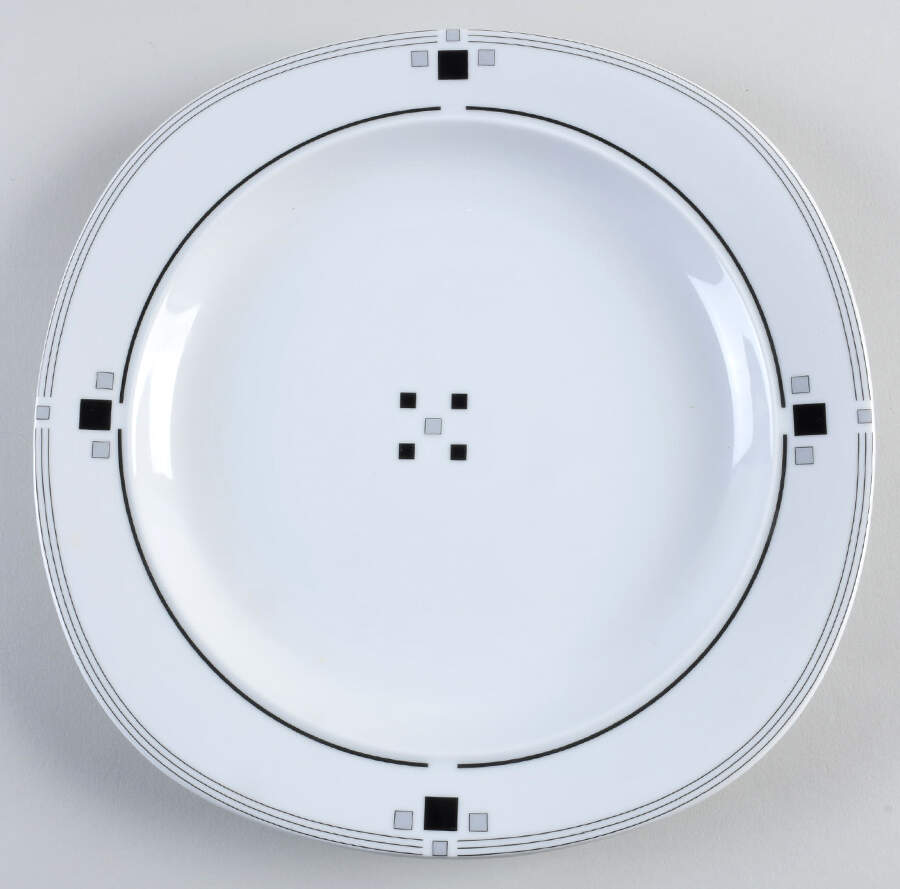 Tuxedo Square 11" Chop Plate (Round Platter) by Studio Nova-1