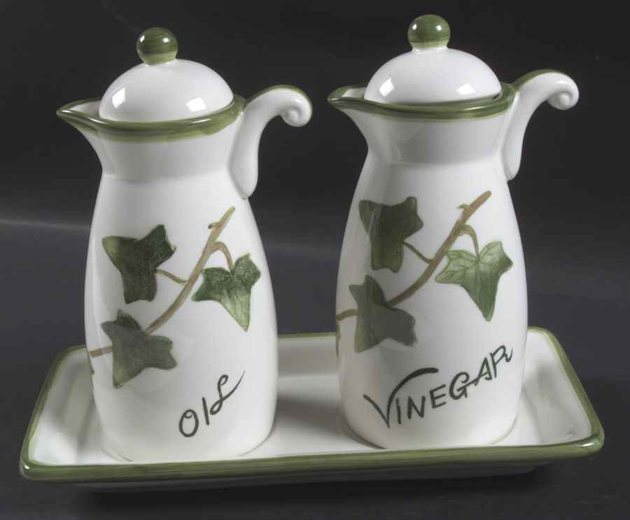 Ivy Park Vinegar &Oil Set with Lids and Tray by Studio Nova-1