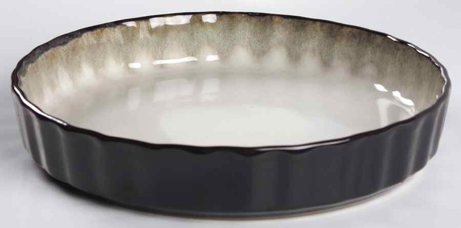 Nova Black (Newer, Grayish White Center) 9" Quiche by Sango-1