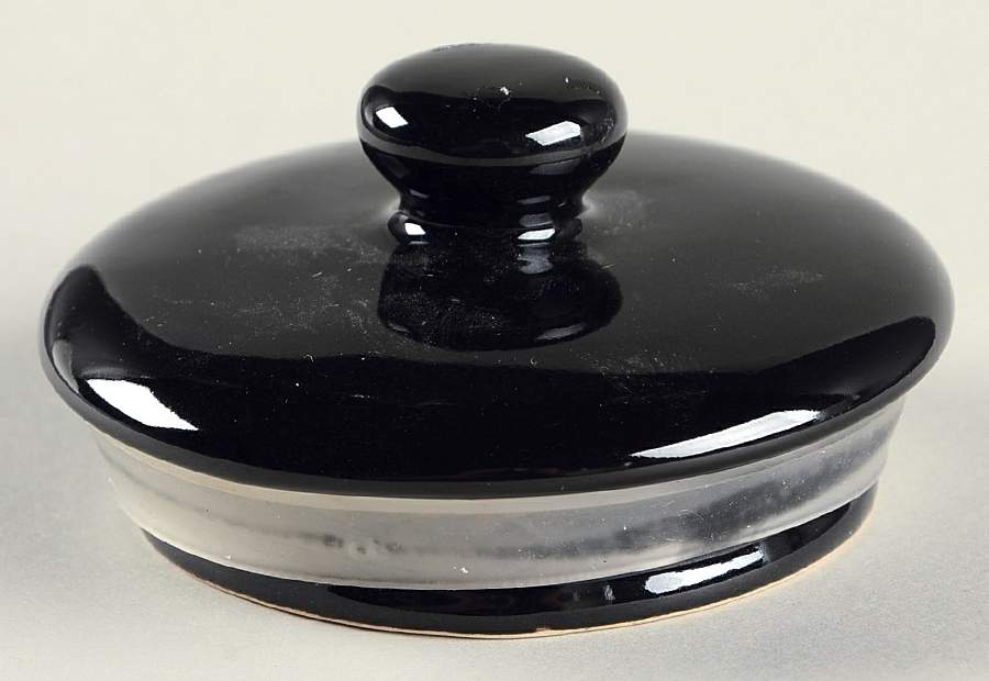 Nova Black (Newer, Grayish White Center) Lid for Small Canister by Sango-1