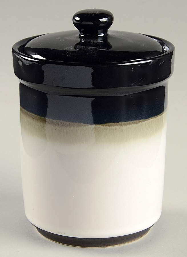 Nova Black (Newer, Grayish White Center) Small Canister & Lid by Sango-1