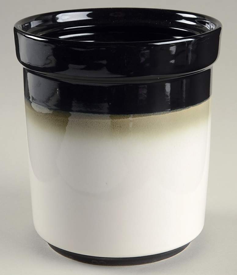 Nova Black (Newer, Grayish White Center) Large Canister No Lid by Sango-1