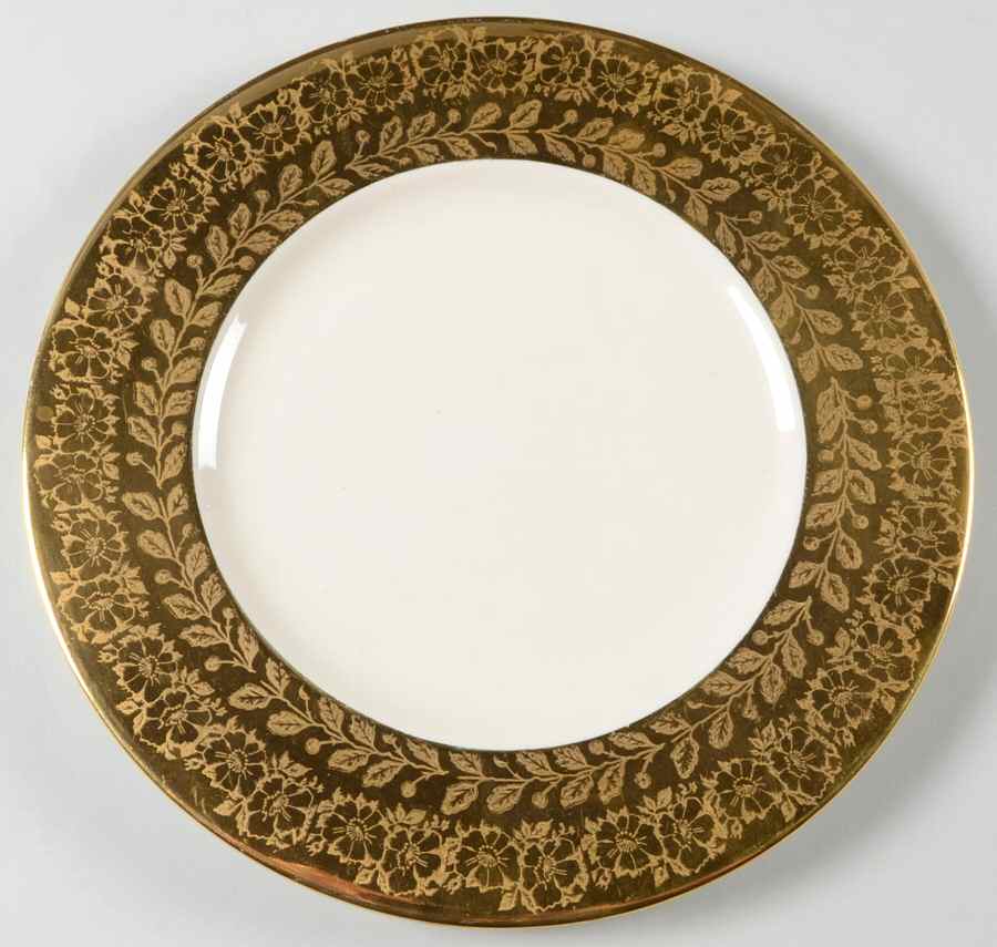 Sub22 Dinner Plate by Superior Bavaria-1
