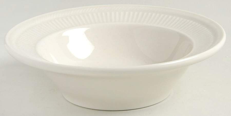 Staffordshire 6" Fruit Bowl by Syracuse-1