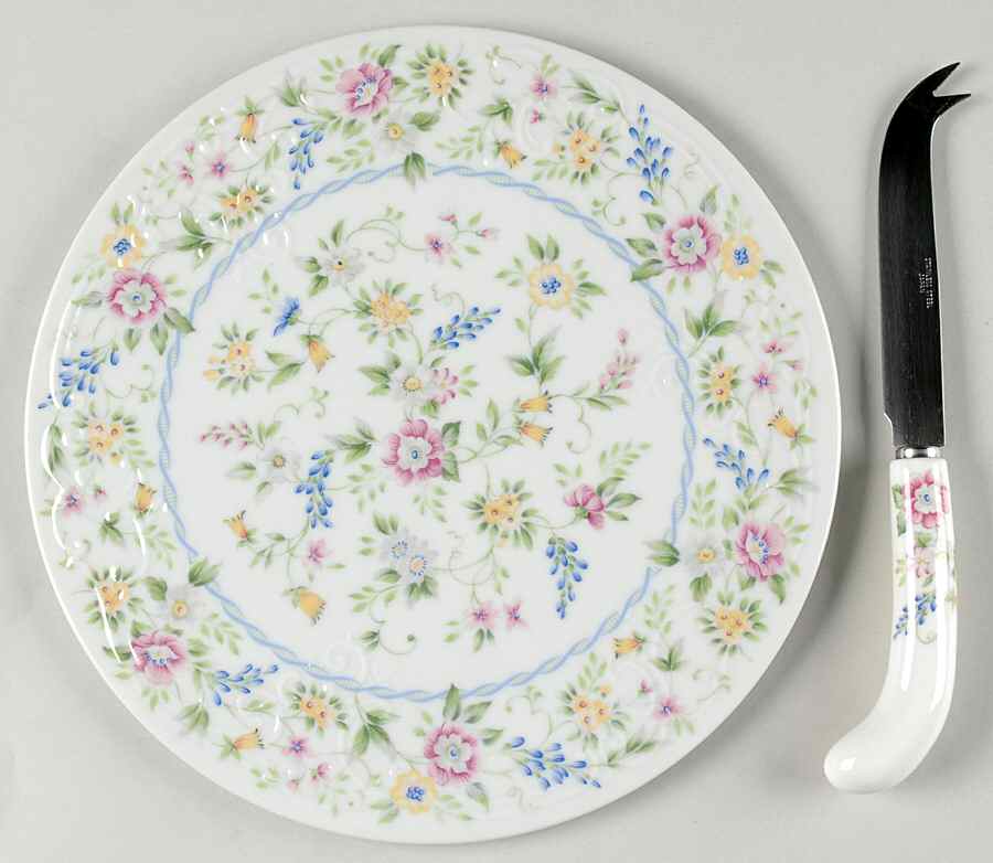 Meadow 2 Piece Cheese Dish and Knife Set by Sadek-1