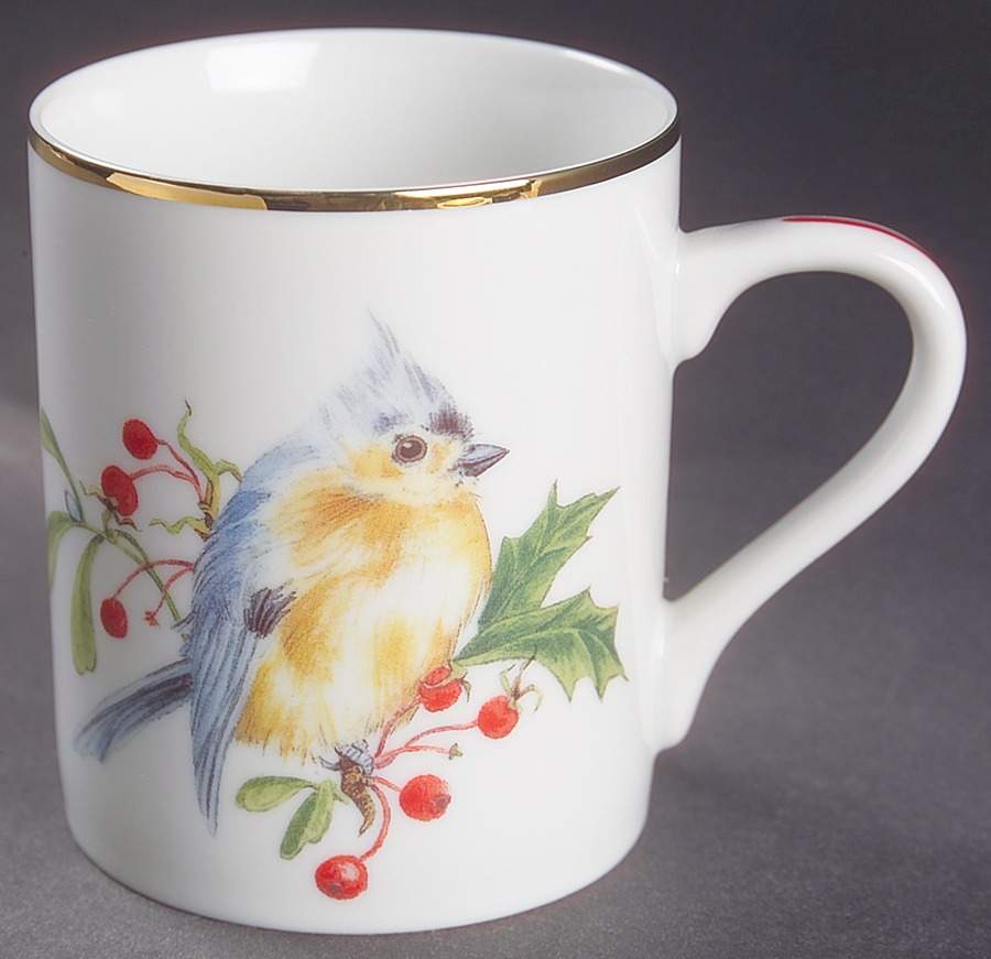 Winter Birds & Wreath Mug by Sadek-1