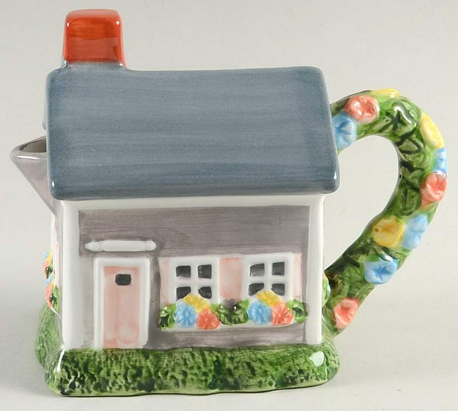 Nantucket Sculpted Creamer by Sakura-1