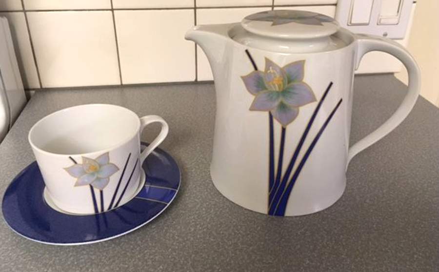 SPZ4 Coffee Pot & Lid by Spal Porcelanas-1