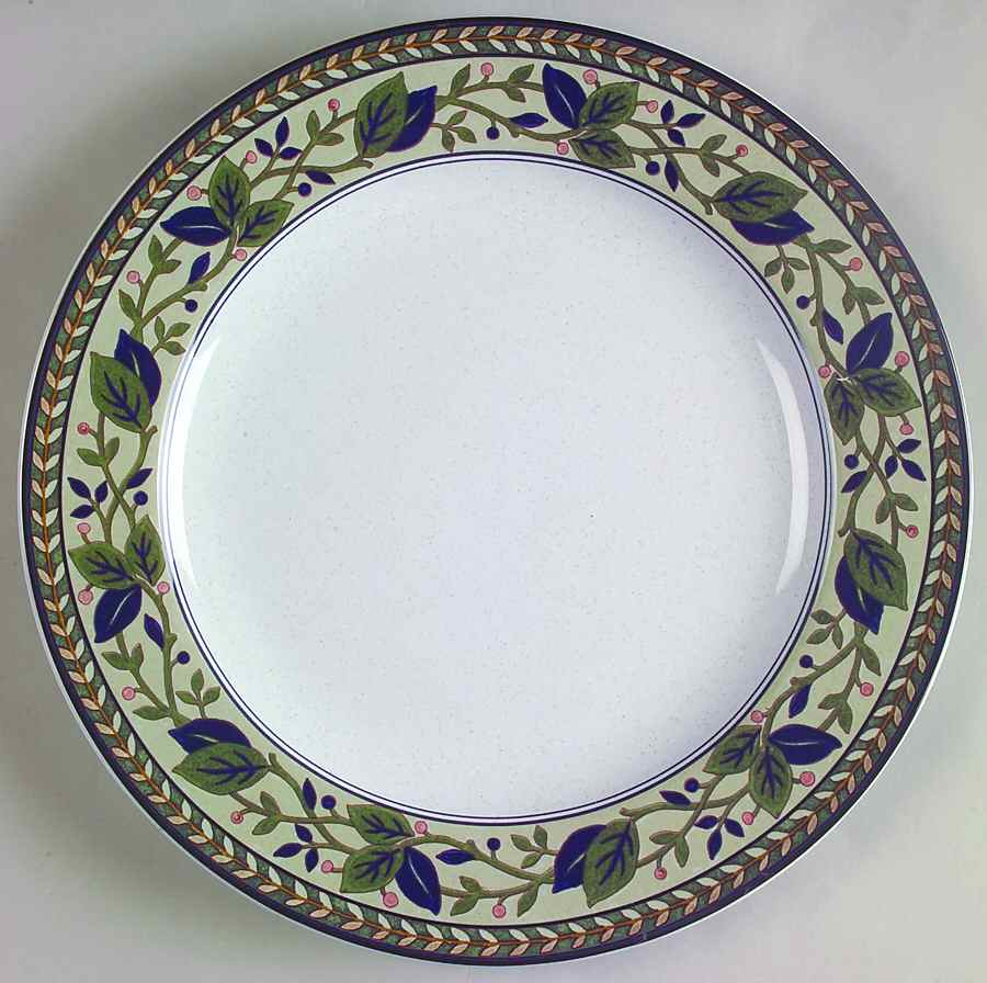 Anastasia Dinner Plate by Studio Nova-1