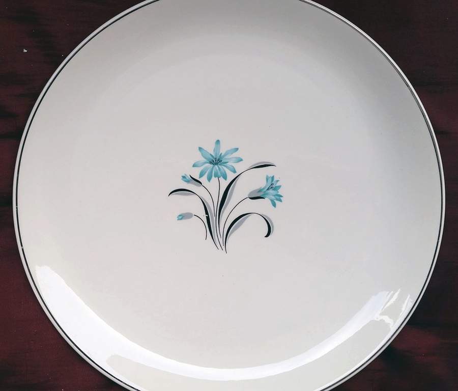 Westchester Dinner Plate by Salem-1