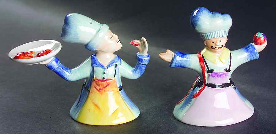 Chefs Figural Salt & Pepper Set by Sakura-1