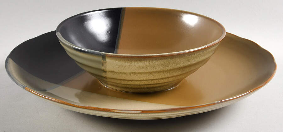 Gold Dust Black 3 1/8"-3 3/8" Lazy Susan (Chop & Bowl) HC by Sango-1