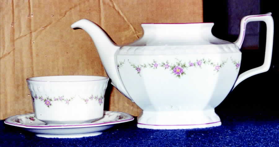 27976 Teapot No Lid by Seltmann-1