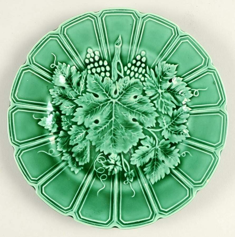 SGN10 Green Salad Plate by Sarreguemines-1