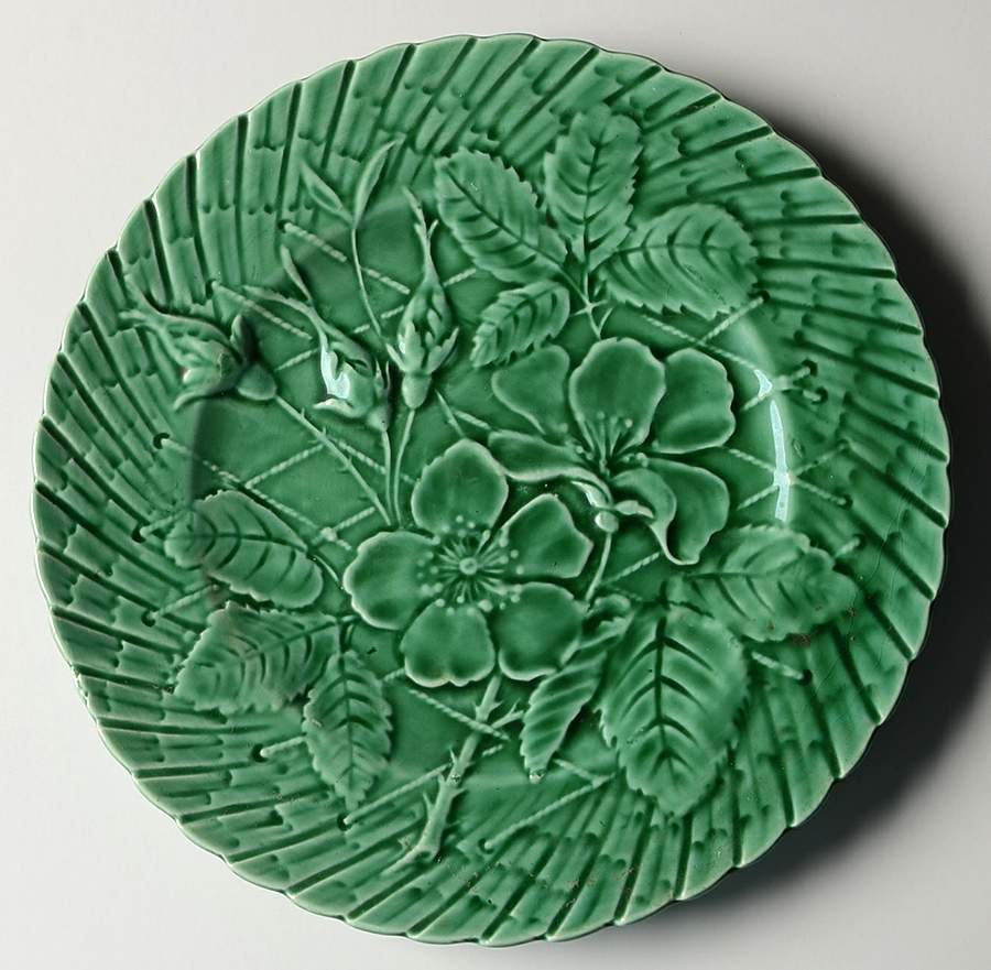 SGN10 Green Salad Plate by Sarreguemines-1