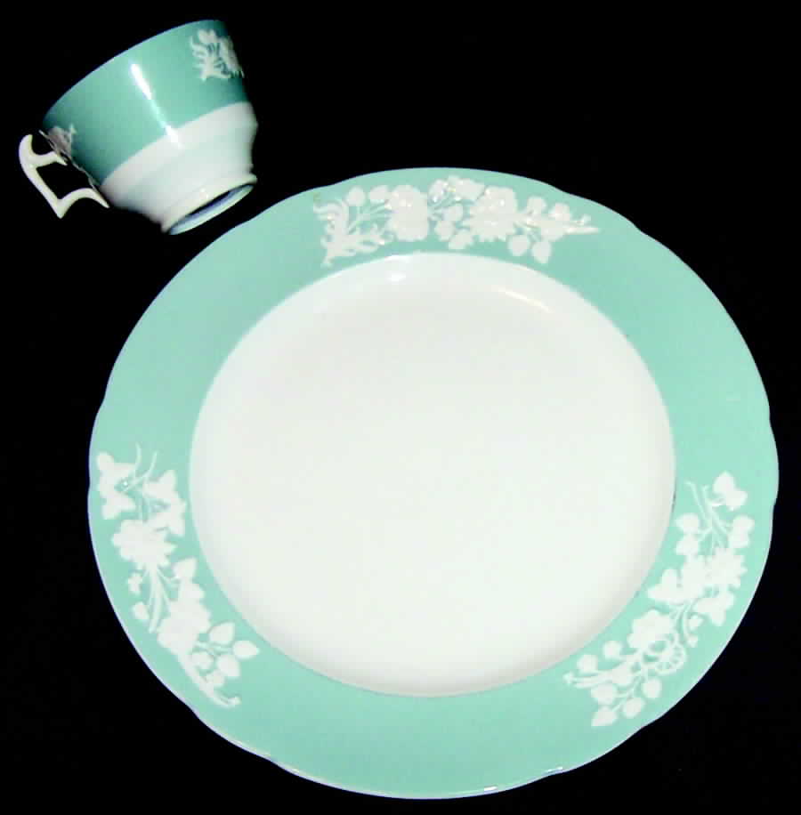 SP349 Dinner Plate by Spode-1