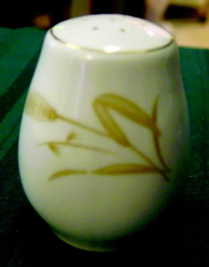 Autumn Wheat Salt Shaker by Sone-1