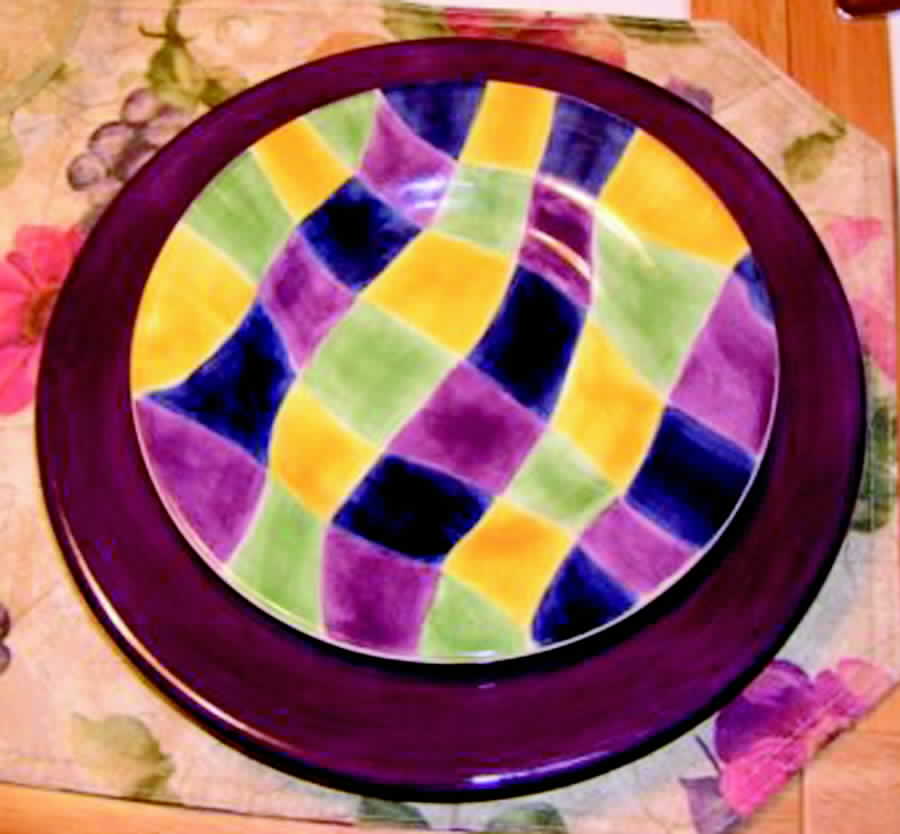 Salute Chromatique Dinner Plate by Tabletops Unlimited-1