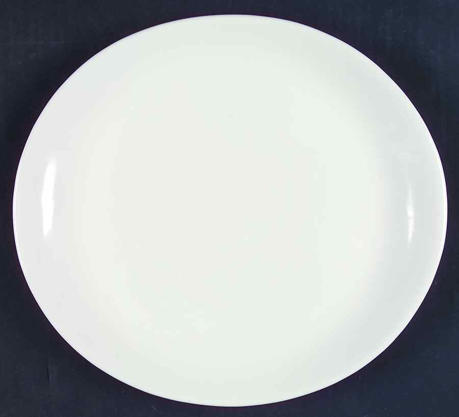 Domani White Dinner Plate by Studio Nova-1