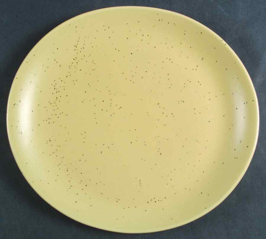 Domani Beige Dinner Plate by Studio Nova-1