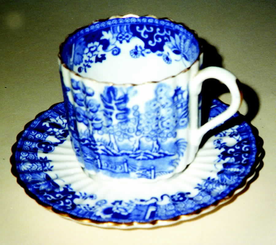 SP359 Flat Demitasse Cup & Saucer Set by Spode-1