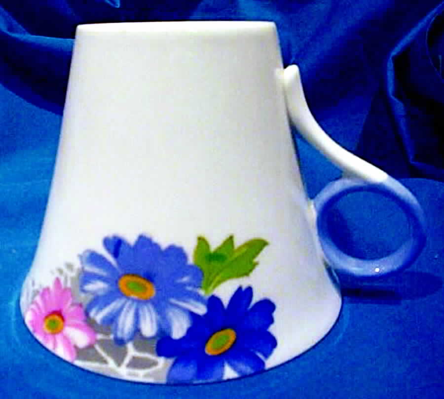 W12216 Flat Cup by Shelley-1